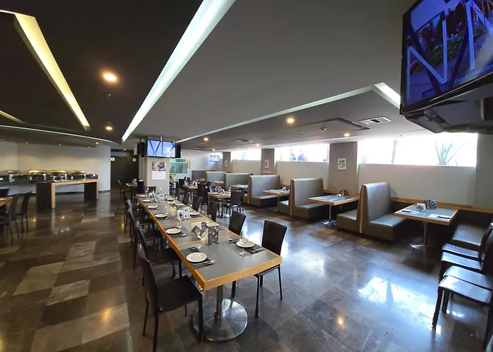 Ramada By Wyndham Mexico City Santa Fe