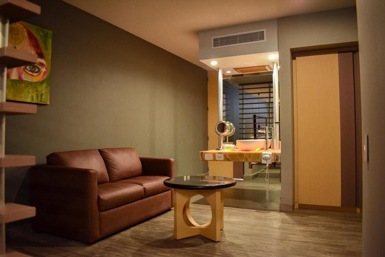 Ramada By Wyndham Santa Fe 4* Cidade do México