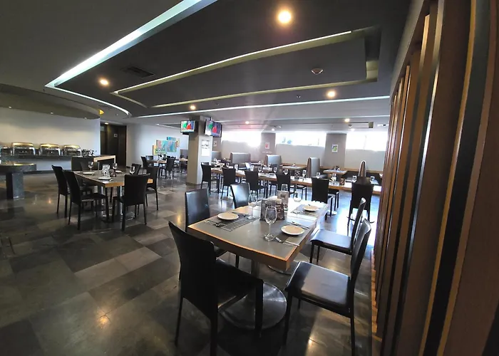 Ramada By Wyndham Mexico City Santa Fe