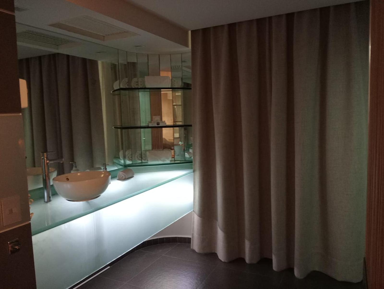 Ramada By Wyndham Santa Fe 4* Cidade do México